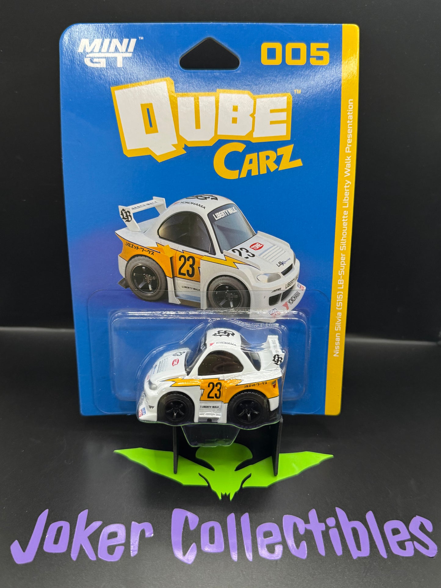 Mini GT QubeCarz Series 1 Liberty Walk Nissan Silvia S15 LB-Super Silhouette Liberty Walk Presentation 005