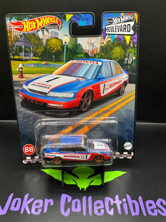 Hot Wheels Premium Boulevard '98 Honda Accord # 88