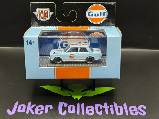 M2 Machines Gulf 1970 Datsun 510 WMTS19 25-22