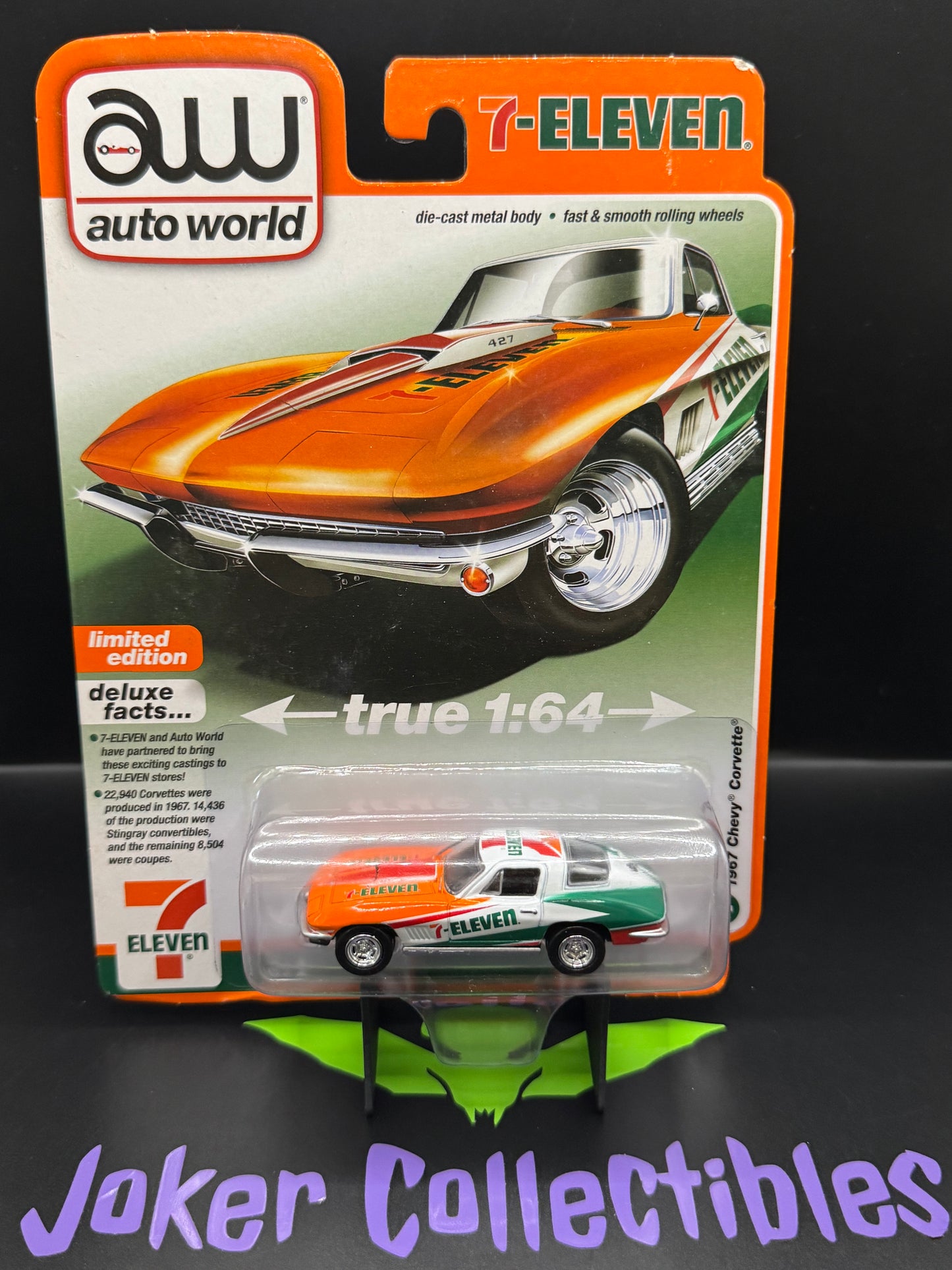 Auto World 7-Eleven 1967 Chevy Corvette #1