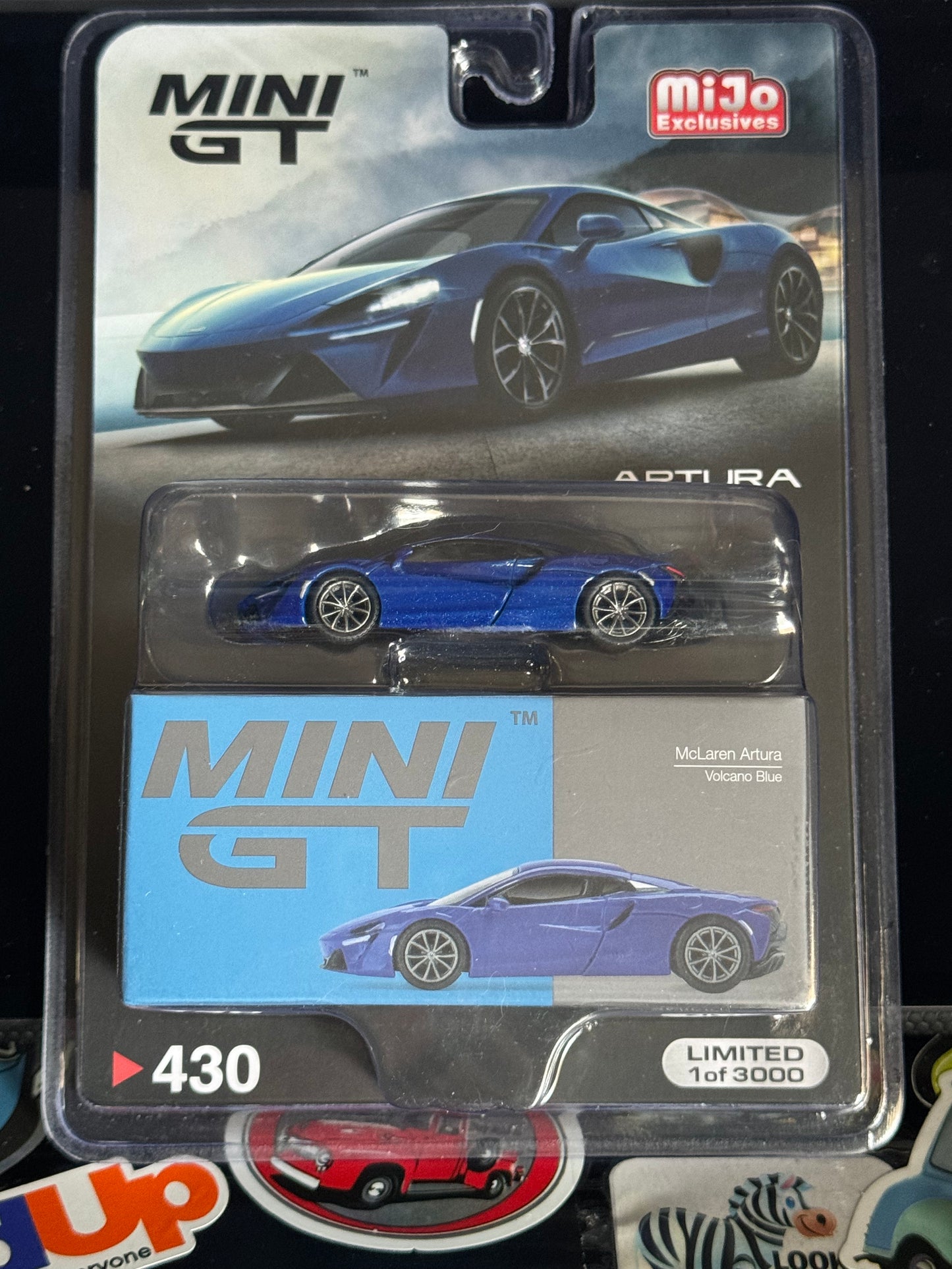 Mini GT 1:64 McLaren Artura Volcano Blue Mijo Exclusives #430