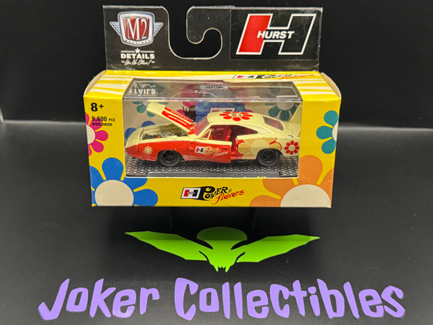 M2 Machines Hurst Power Flowers 1969 Dodge Charger Daytona HEMI S47 22-21