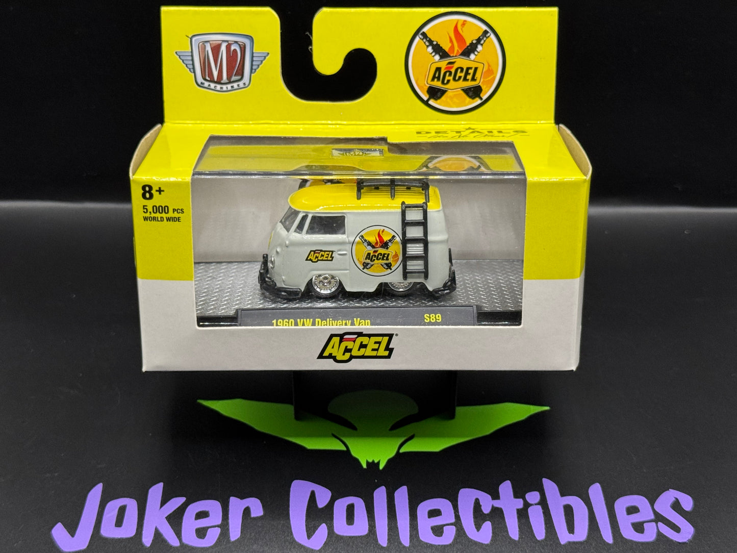 M2 Machines Accel 1960 VW Delivery Van S89 20-62