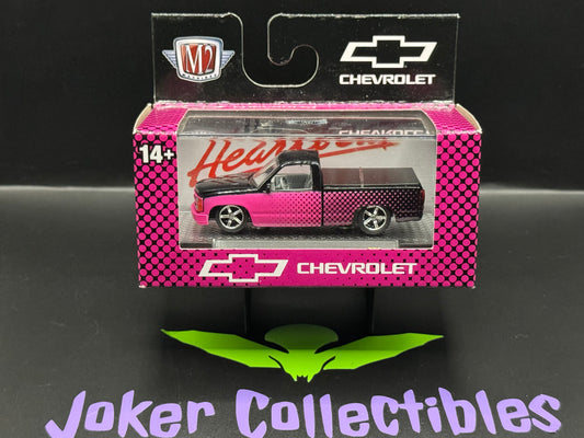 M2 Machines Pink 1992 Chevrolet C1500 SS 454 R78 24-34