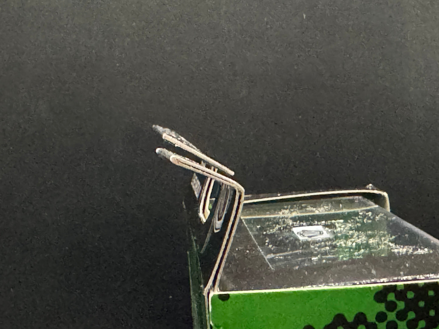 M2 Machines Green Camouflage 1992 Chevrolet C1500 SS 454 R100 25-33