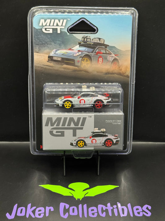 Mini GT #1068 Porsche 911 Dakar Uncle Rally Silver