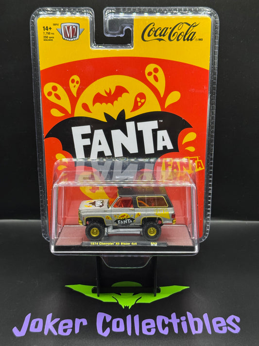 M2 Machines Halloween Fanta Chase 1974 Chevrolet K5 Blazer 4x4 A63 25-30
