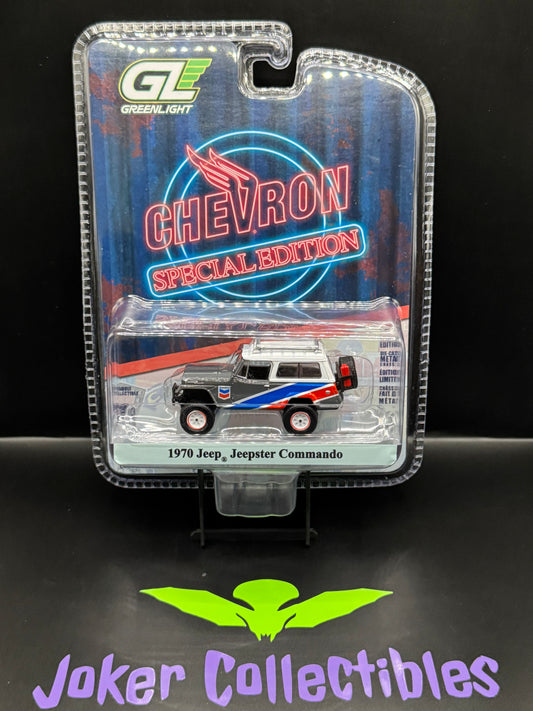 Greenlight Chevron Special Edition Series 1 1970 Jeep Jeepster Commando