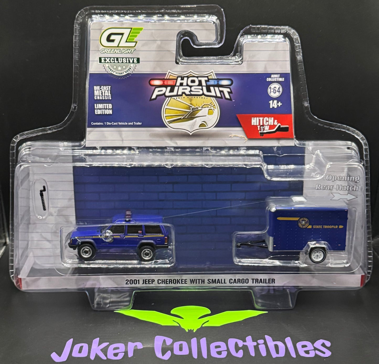 Greenlight Series 1 Hitch & Tow Hot Pursuit 2001 Jeep Cherokee with Small Cargo Trailer New York State Police Hobby Exclusive