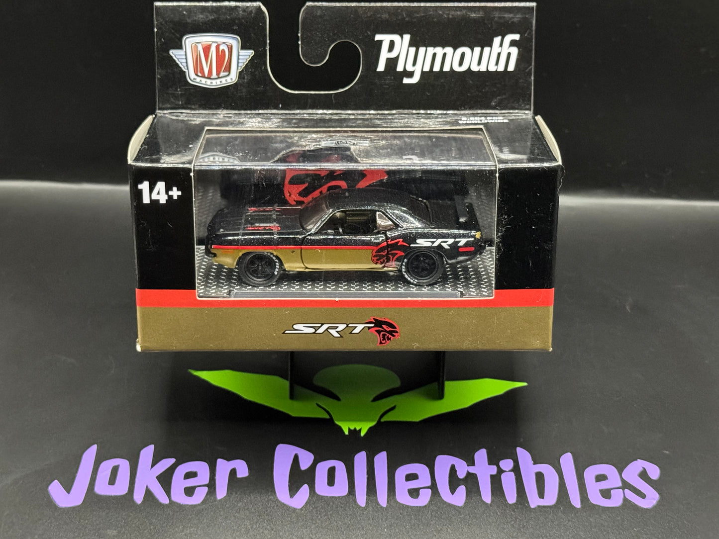 M2 Machines SRT Black Gold 1971 Plymouth Cuda S135 25-21