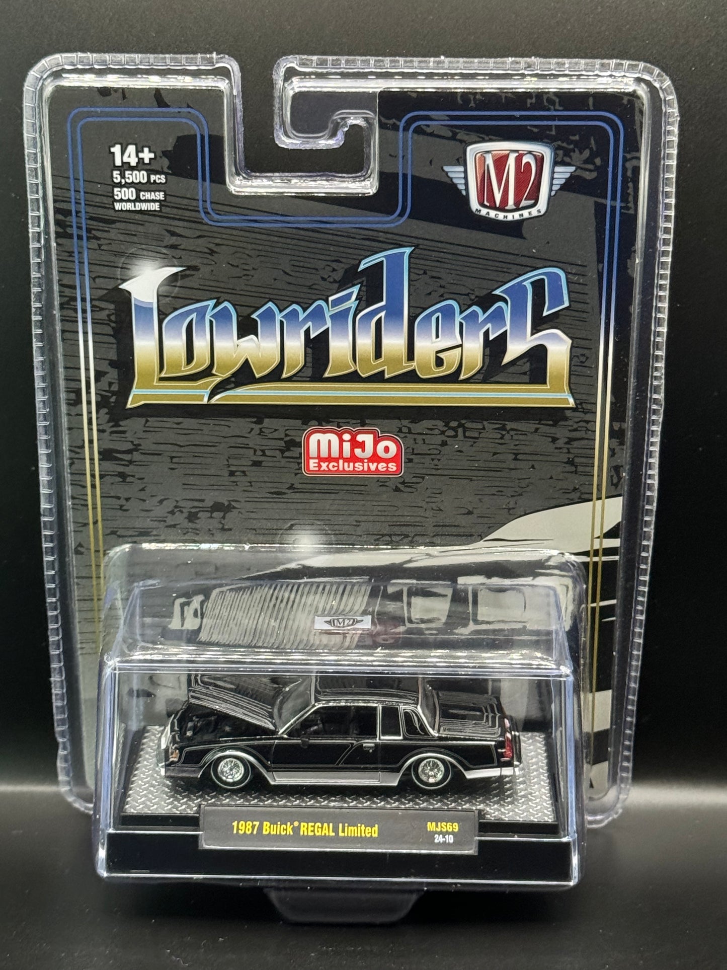 M2 Machines 1987 Buick Regal Limited Lowriders MJS69 24-10