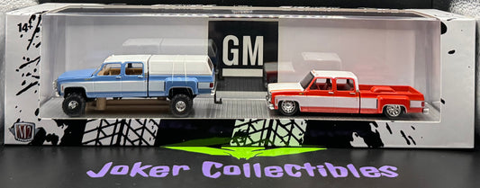 M2 Machines Auto-Haulers 1975 Chevrolet Silverado 30 4x4 & 1976 GMC Sierra 3500 R92 25-35