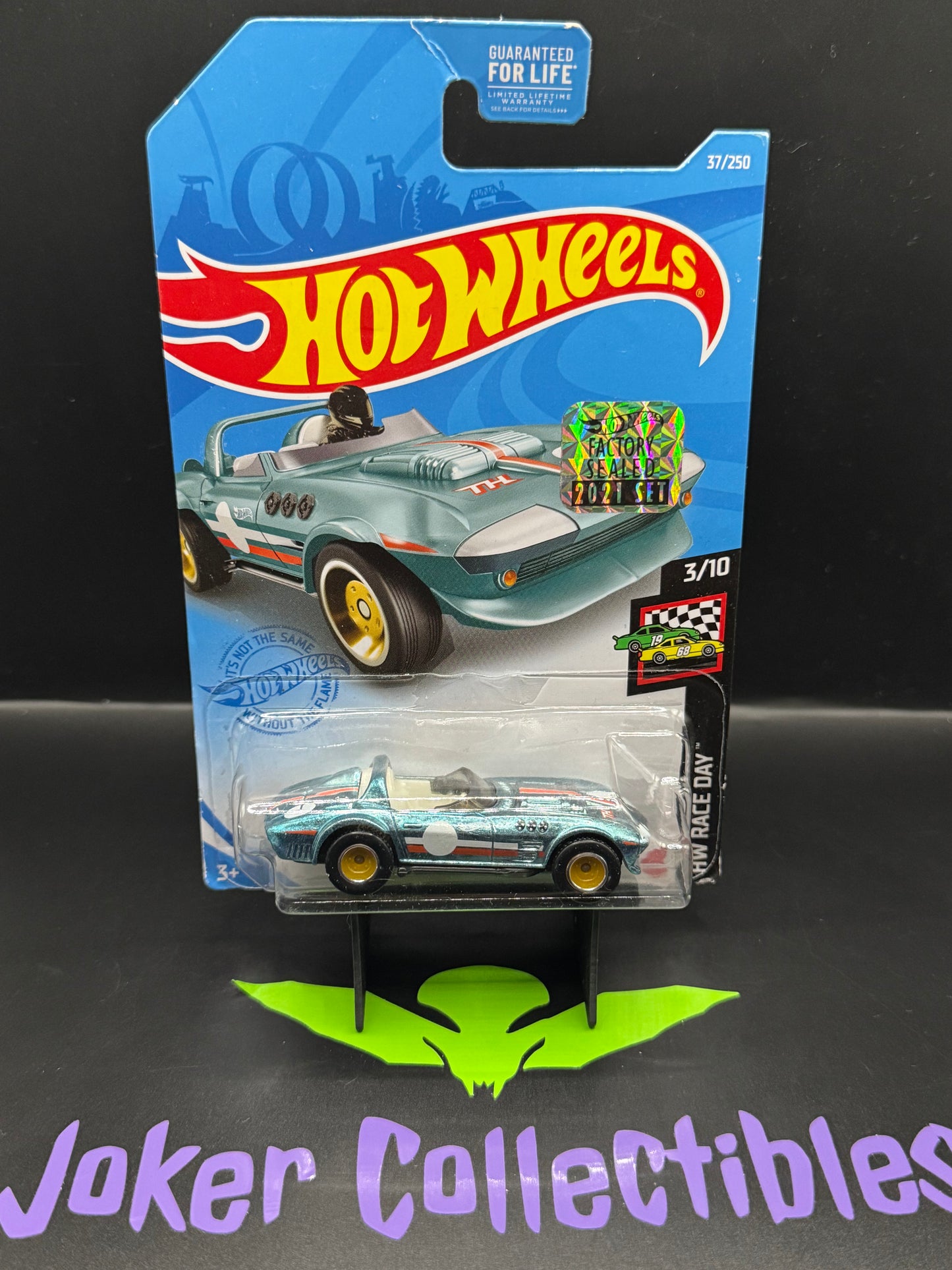Hot Wheels Super Treasure Hunt Corvette Grand Sport Roadster 37/250 HW Race Day 3/10 Factory Sealed Sticker