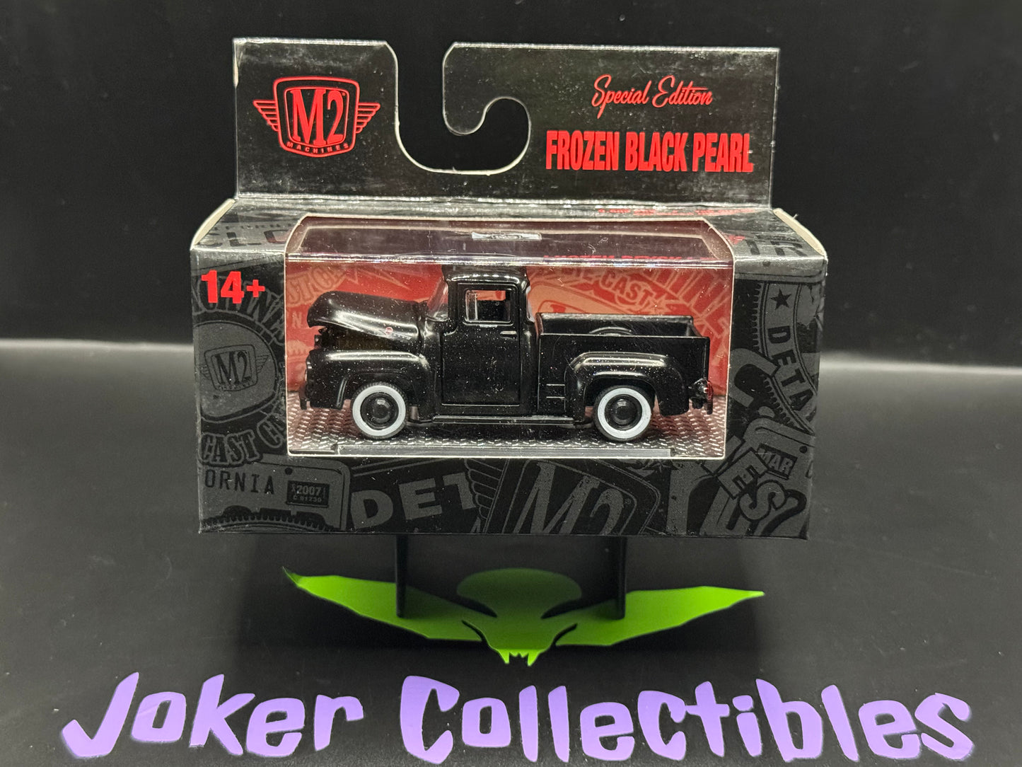 M2 Machines Frozen Black Pearl 1956 Ford F-100 Truck WMTS20 24-85