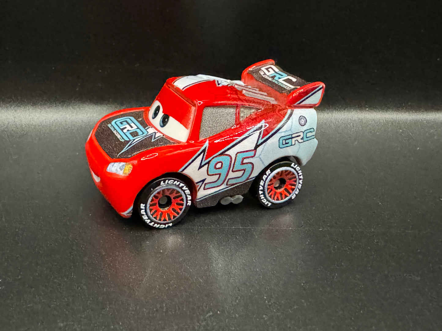 Disney Pixar Cars 2024 Mystery Mini Racers Series 3 # 25 GRC Lightning McQueen