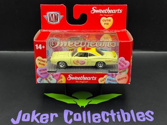 M2 Machines Sweethearts Yellow 1970 Dodge Super Bee HEMI WMS23 25-120