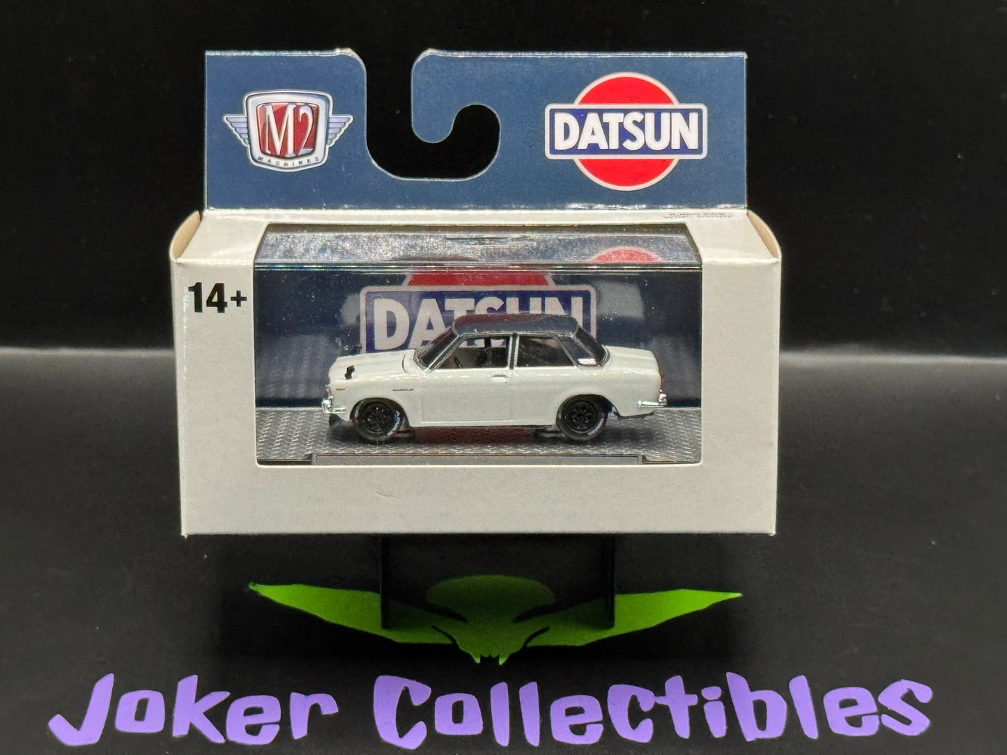 M2 Machines White 1970 Datsun 510 R106 25-110