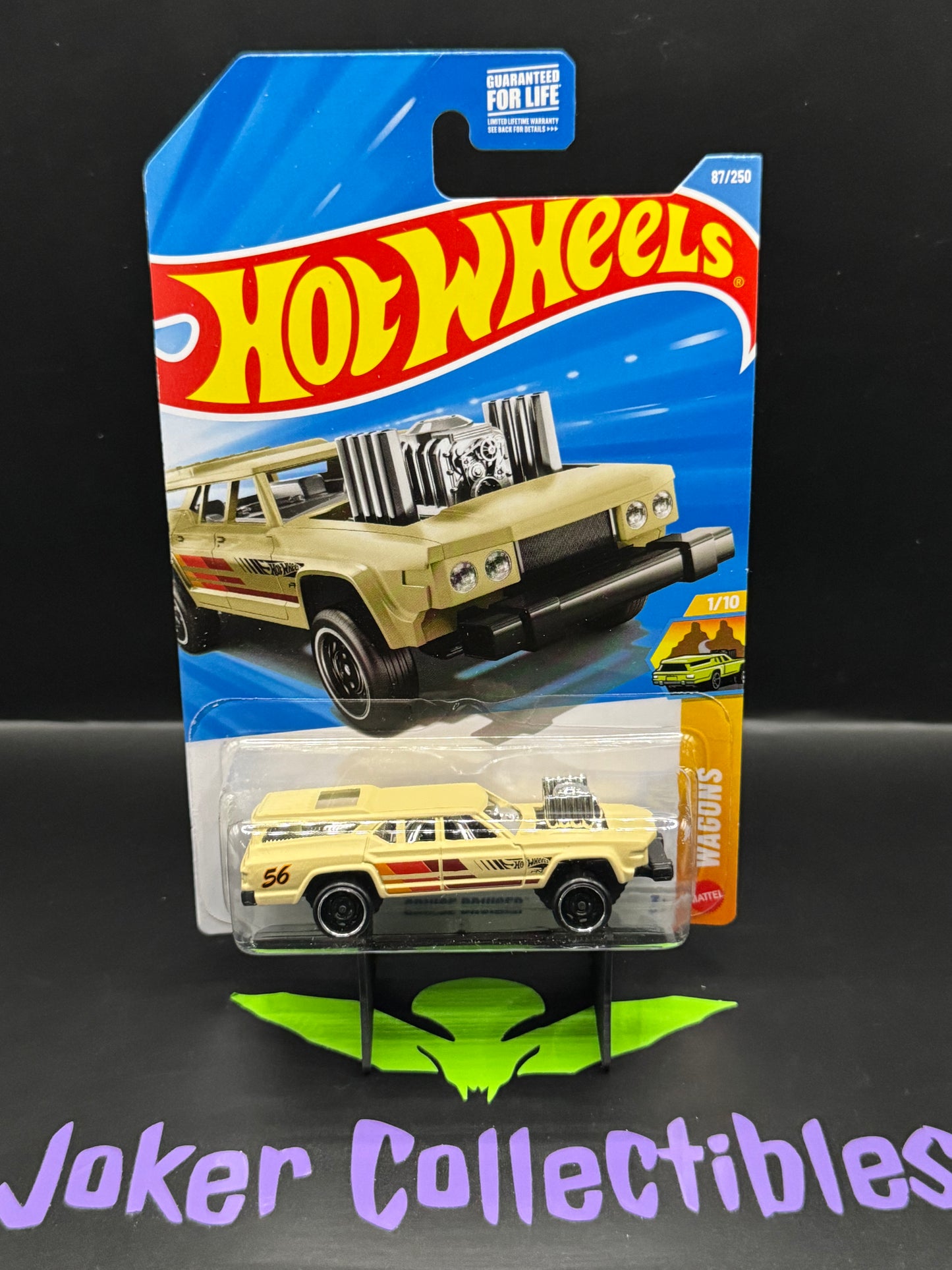 Hot Wheels 2026 Cream Cruise Bruiser 87/250 Wagons 1/10 D Case
