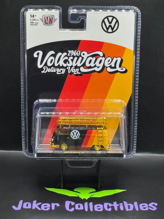 M2 Machines Chase 1960 Volkswagen VW Delivery Van Black w/ Rack HS69 25-47 Hobby Exclusive