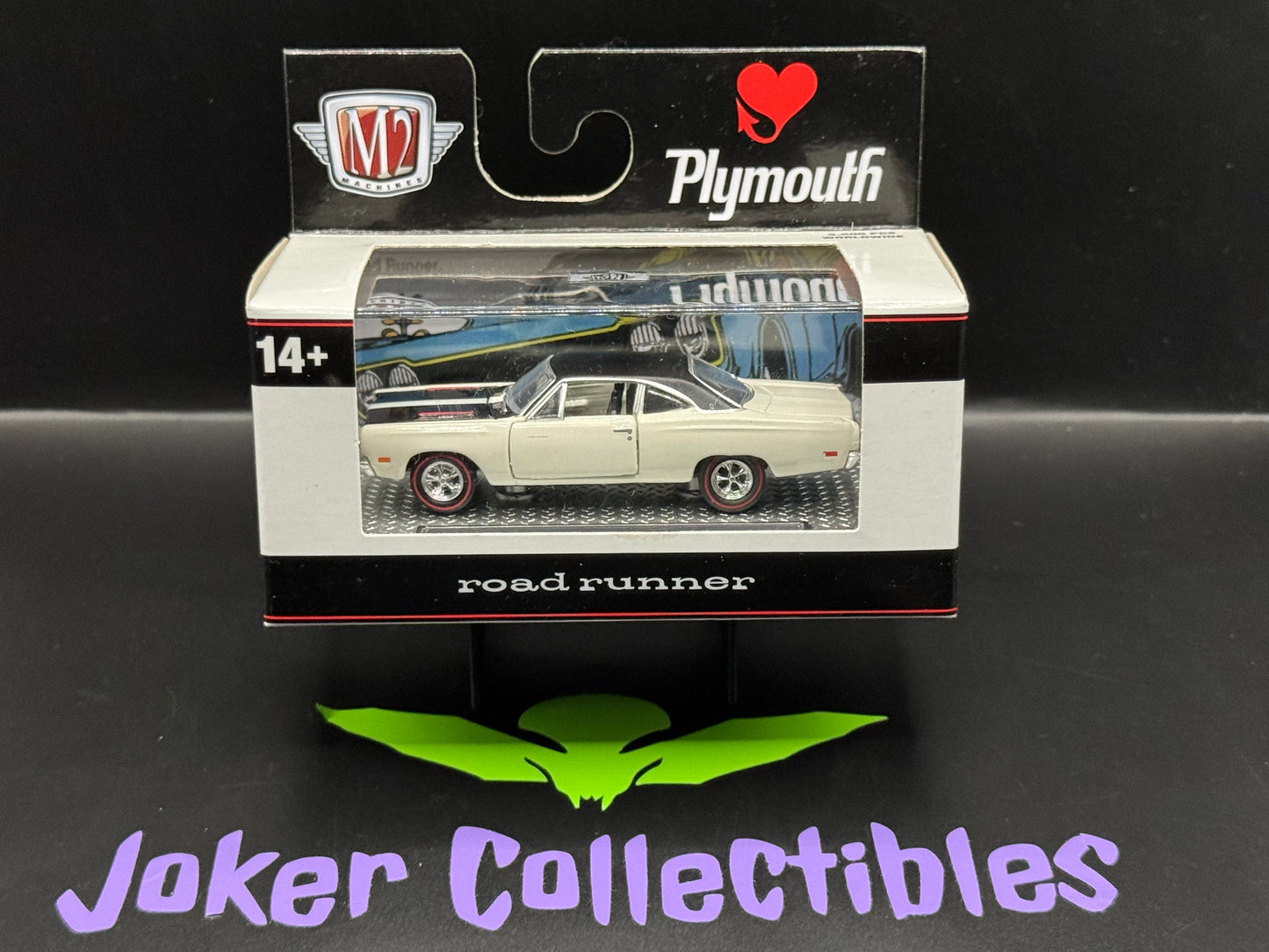 M2 Machines White 1969 Plymouth Road Runner HEMI R85 24-77