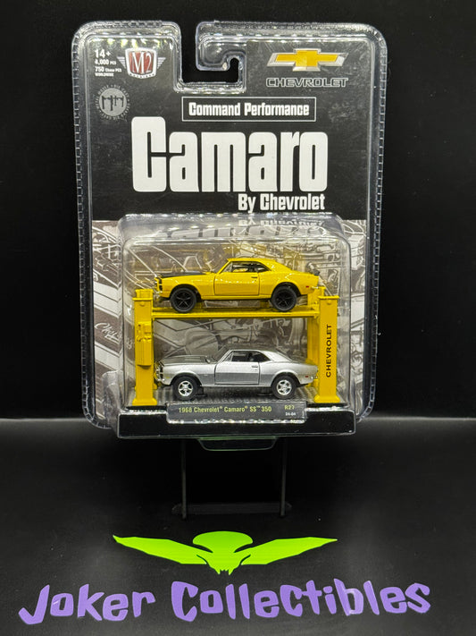 M2 Machines Auto Lift 2 Pack 1968 Chevrolet Camaro SS 350 R27 24-04 Command Performance