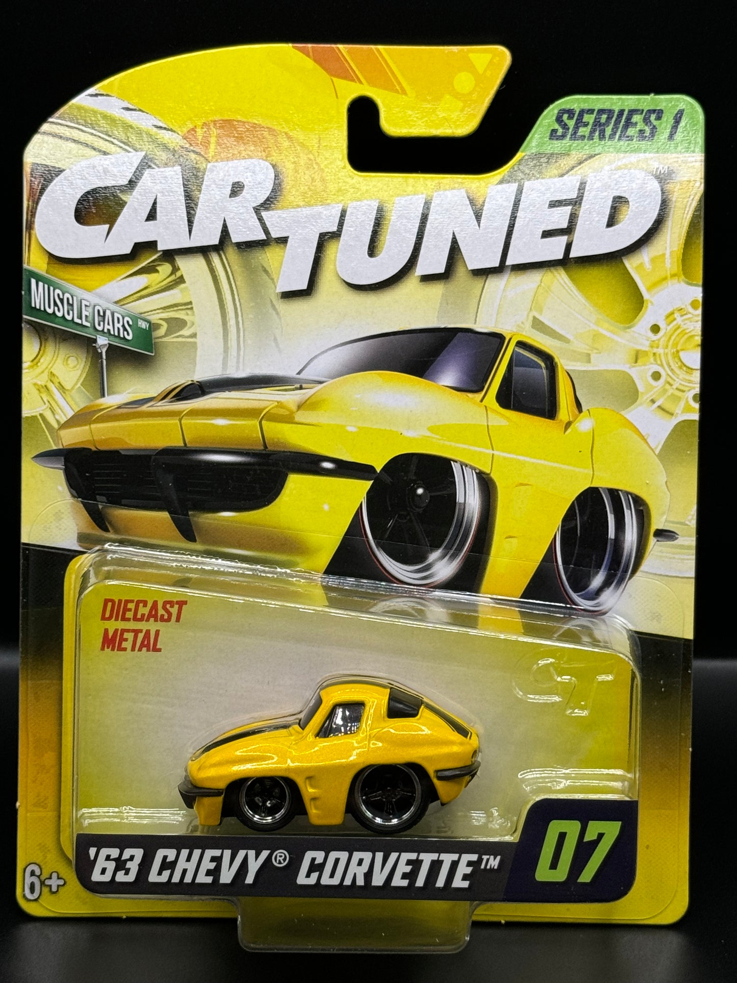 CarTuned Series 1 Mainline #07 '63 Chevy Corvette Yellow (Muscle Cars)