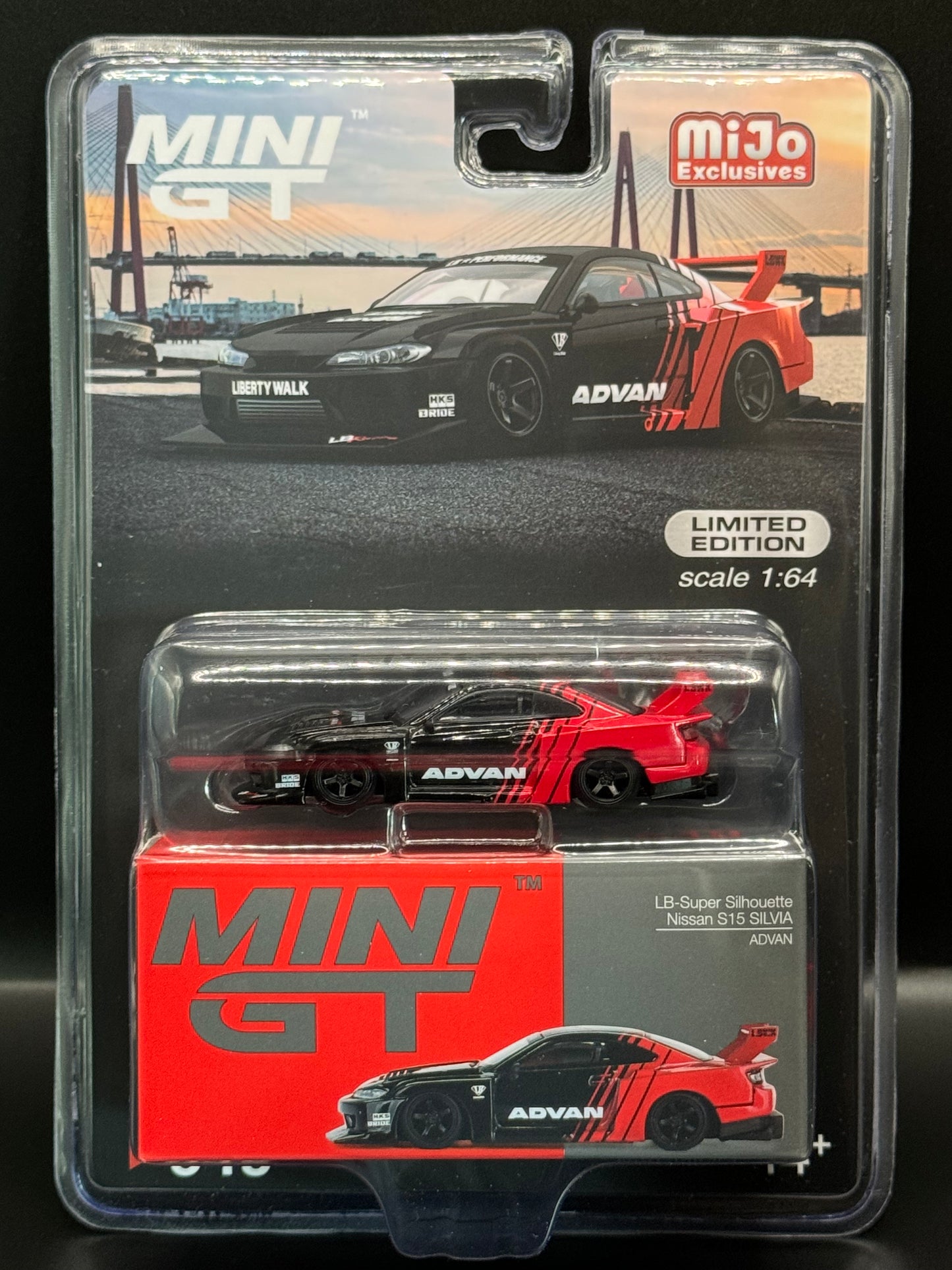 Mini GT #649 Nissan LB-Super Silhouette S15 SILVIA ADVAN