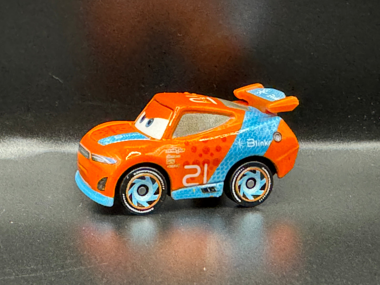 Disney Pixar Cars 2024 Mystery Mini Racers Series 4 # 45 Ryan Inside Laney