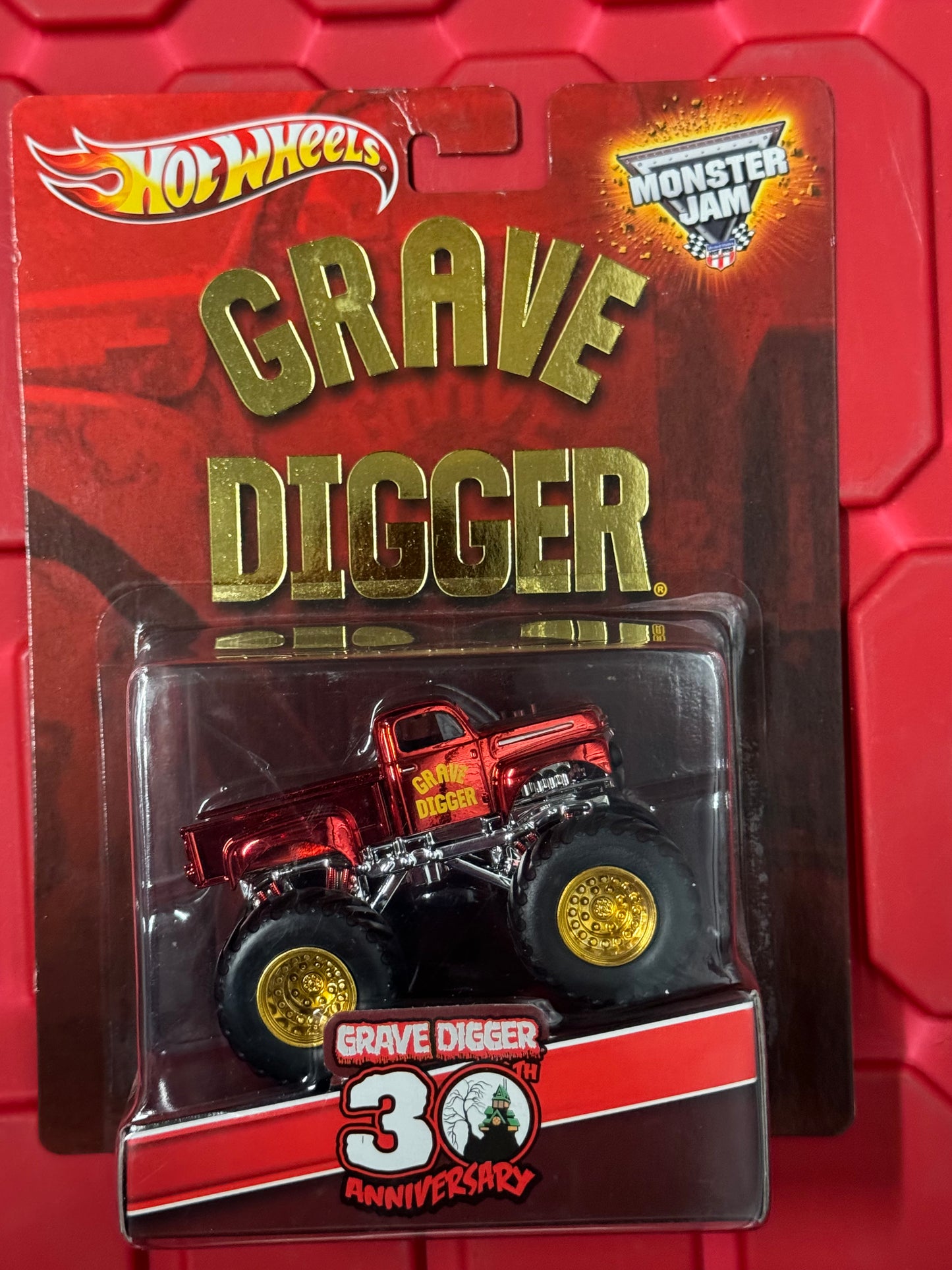 Hot Wheels Monster Jam Red Line Club Chrome Red Grave Digger # 866