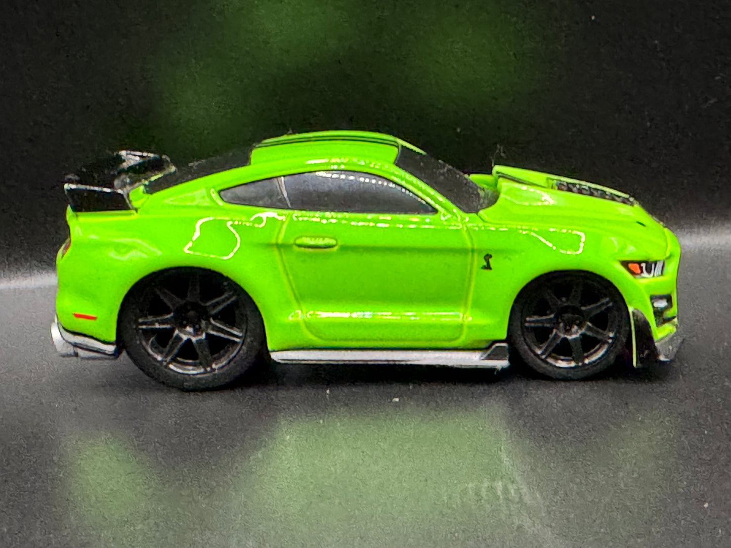 Maisto Muscle Machines Green 2020 Shelby Mustang GT500 #01 - Loose Blister Pull