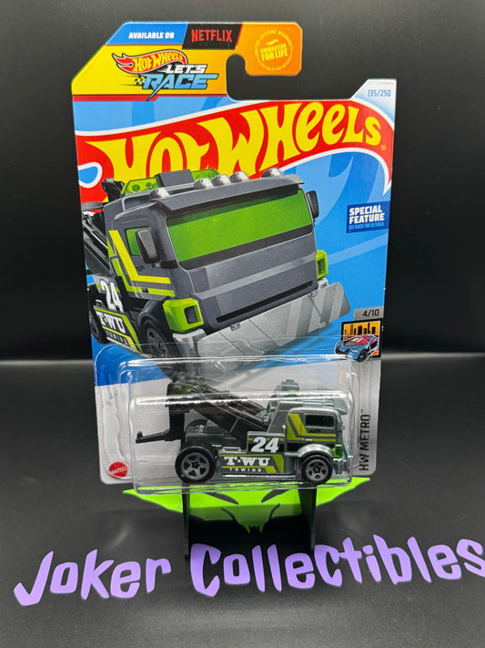 Hot Wheels 2024 Let's Race Silver Grey Heavy Hitcher # 135/250 HW Metro # 4/10