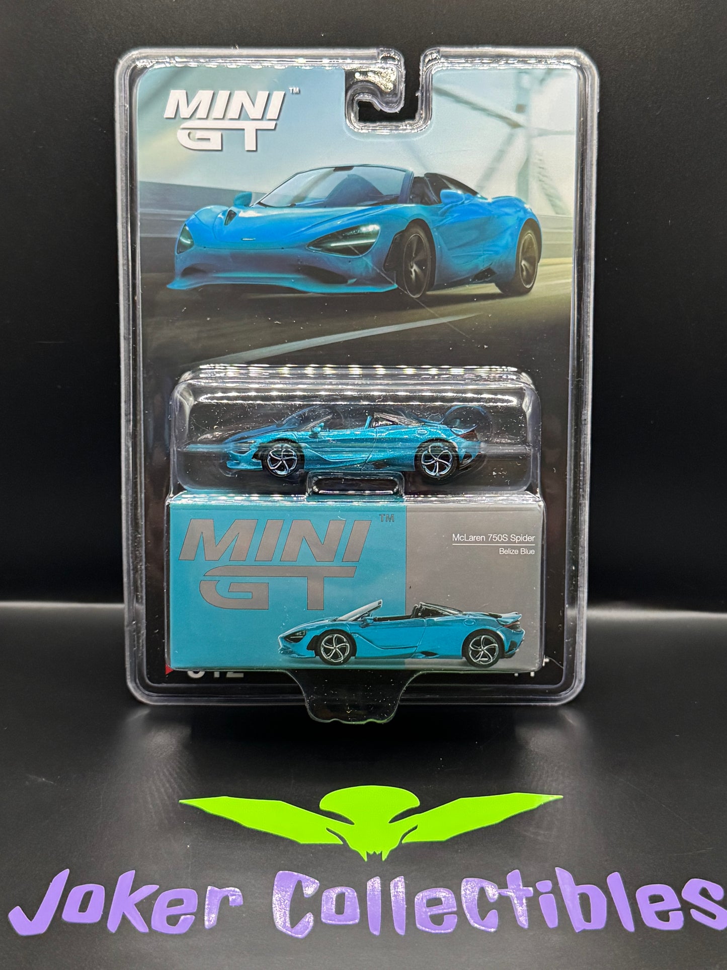 Mini GT #812 Chase McLaren 750S Spider Belize Blue