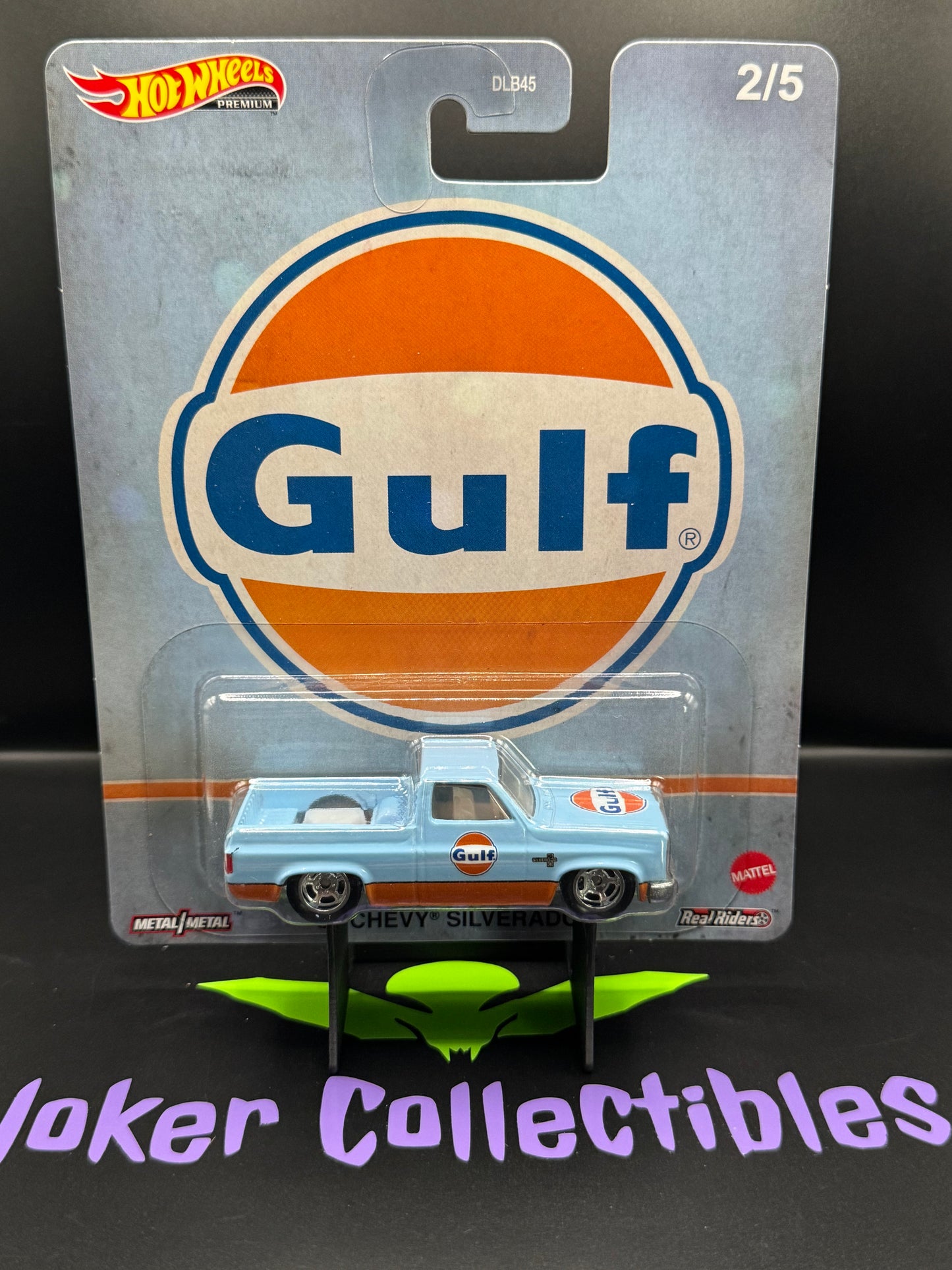 Hot Wheels Premium Gulf '83 Chevy Silverado w/ Protector