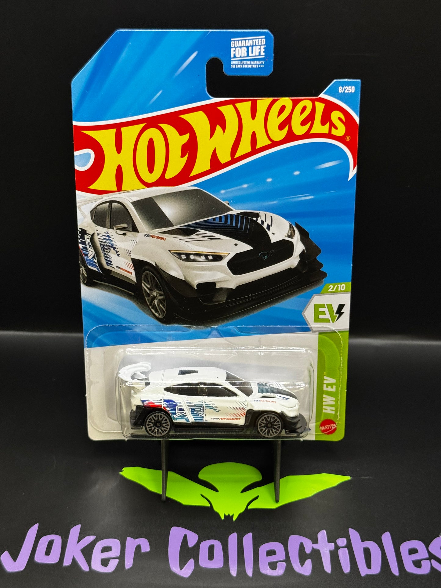Hot Wheels 2026 White Ford Mustang Mach-E 1400 8/250 HW EV 2/10 G Case