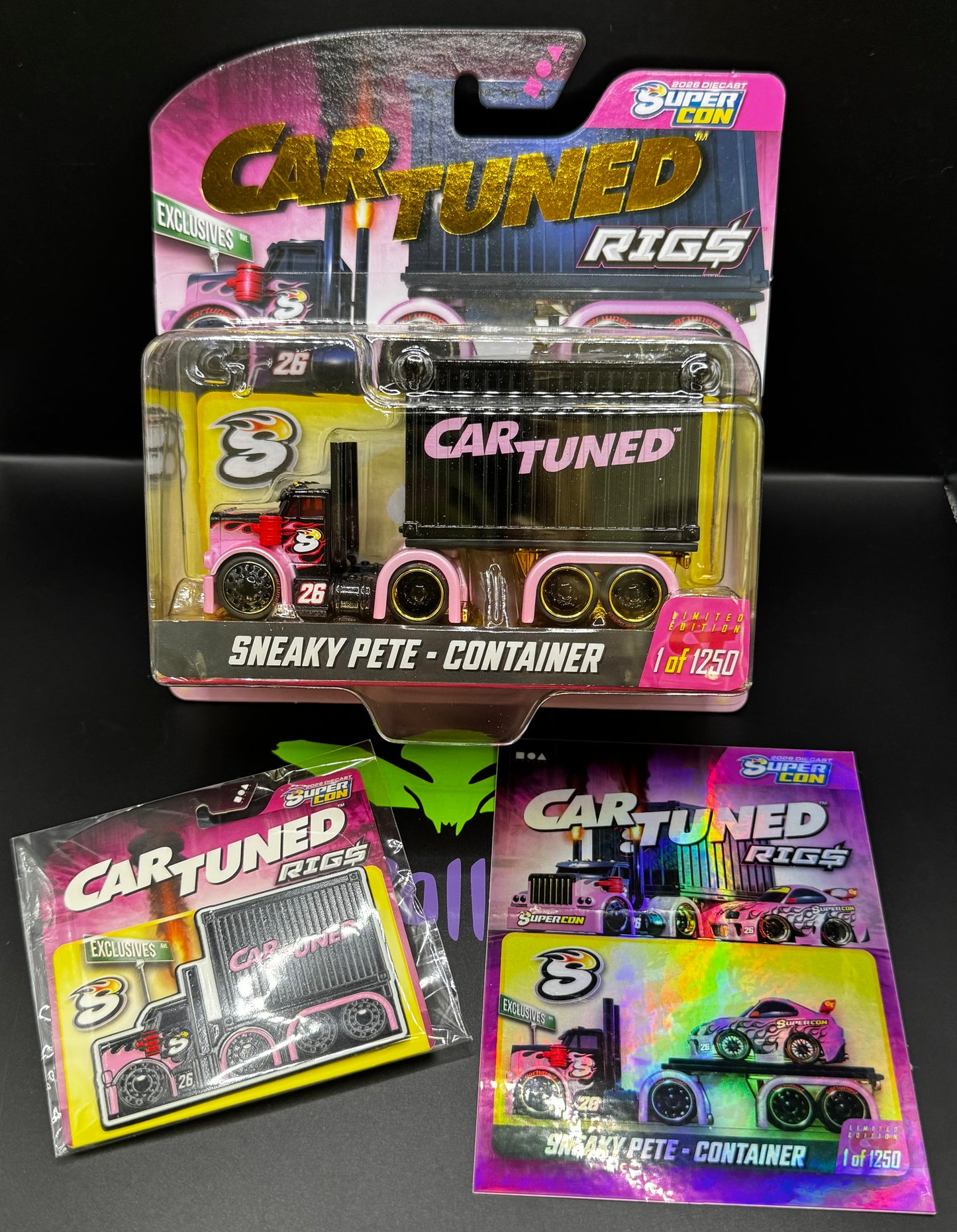 CarTuned Rigs 2026 Diecast SuperCon Sneaky Pete - Container Black & Pink Car Tuned