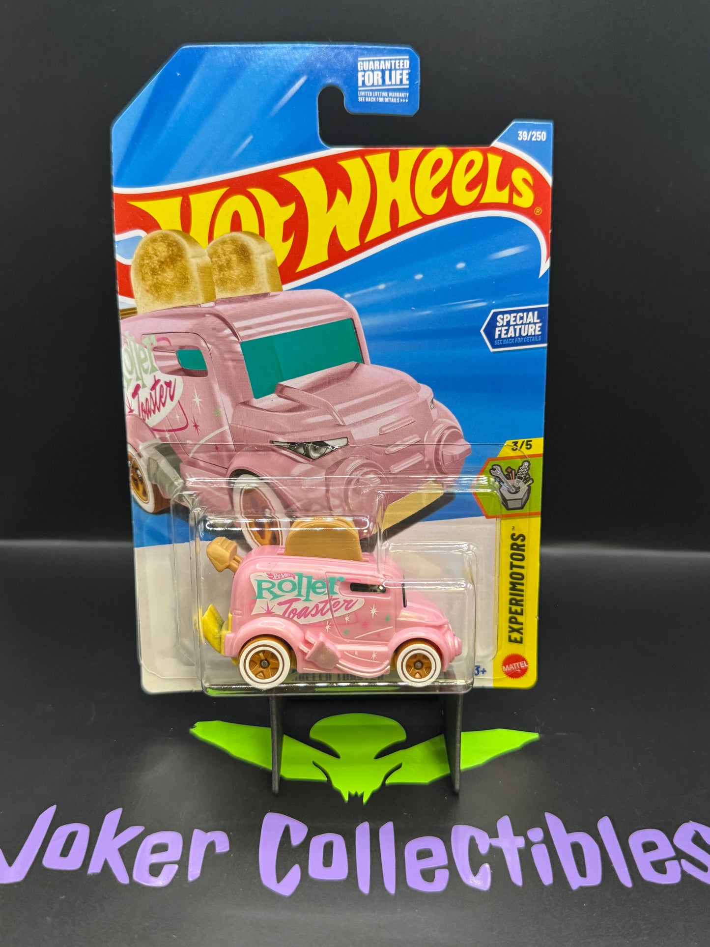 Hot Wheels 2026 Pink Roller Toaster 39/250 Experimotors 3/5 J Case