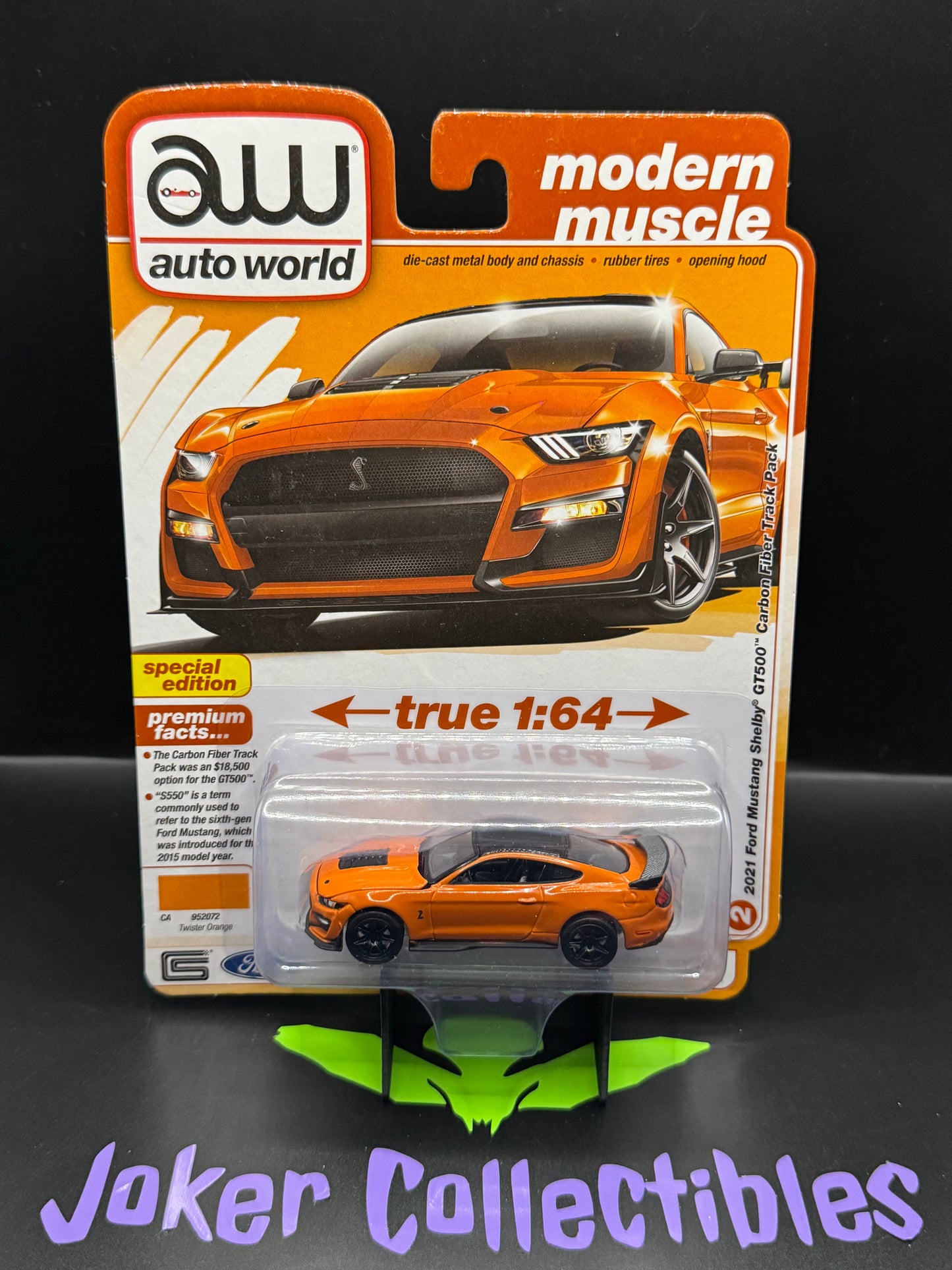 Auto World Modern Muscle 2021 Ford Mustang Shelby GT500 Carbon Fiber Track Pack Twister Orange # 2