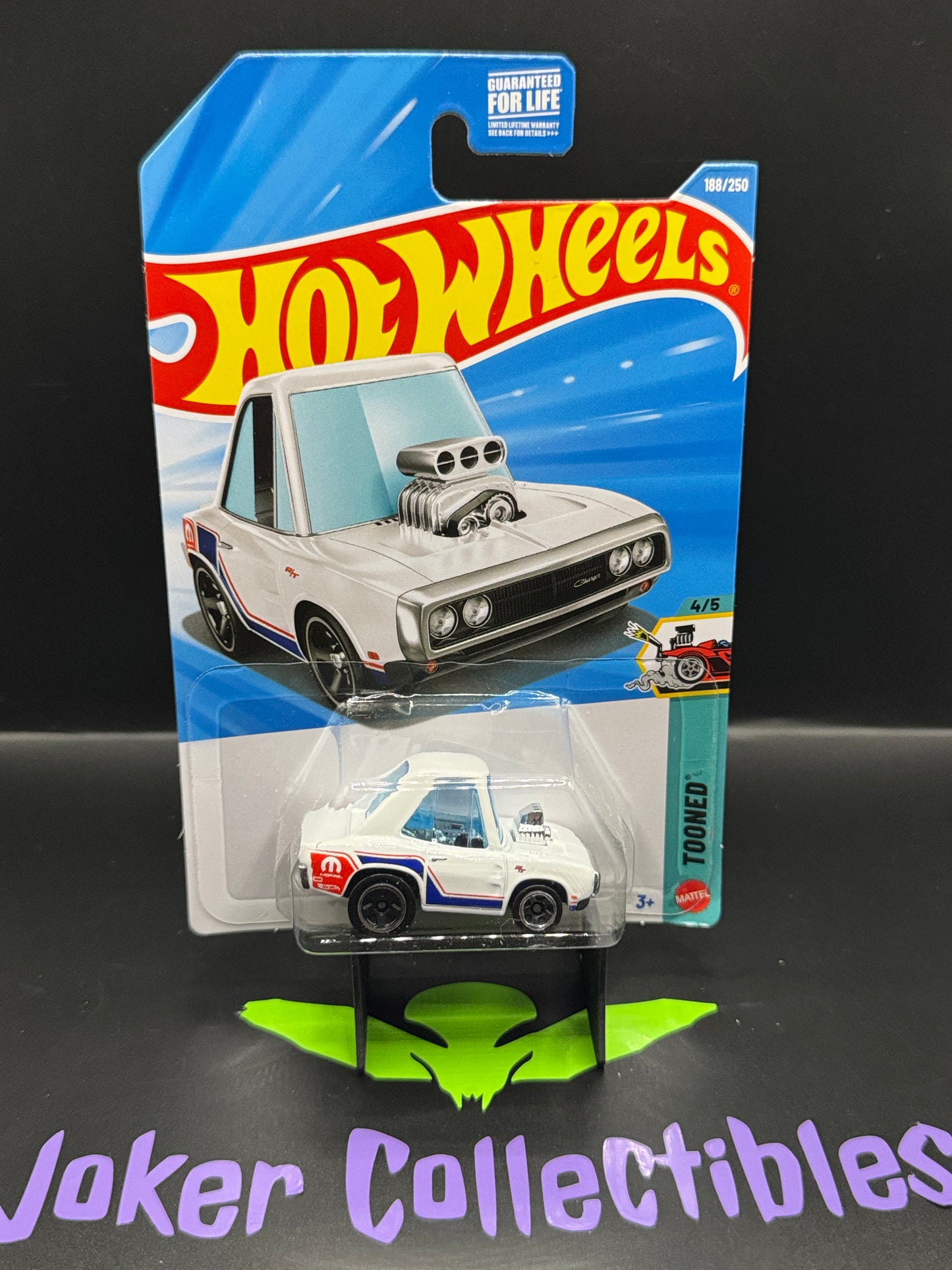 Hot Wheels 2026 White '70 Dodge Charger 188/250 Tooned 4/5 J Case