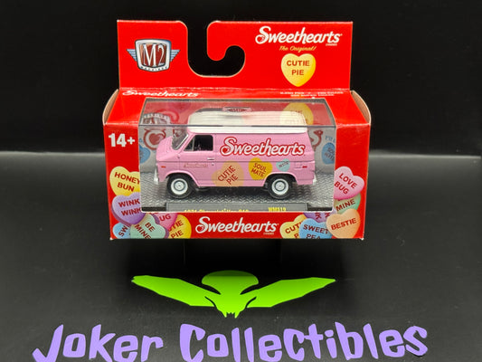 M2 Machines Sweethearts Pink 1971 Chevrolet Van G10 WMTS19 24-03