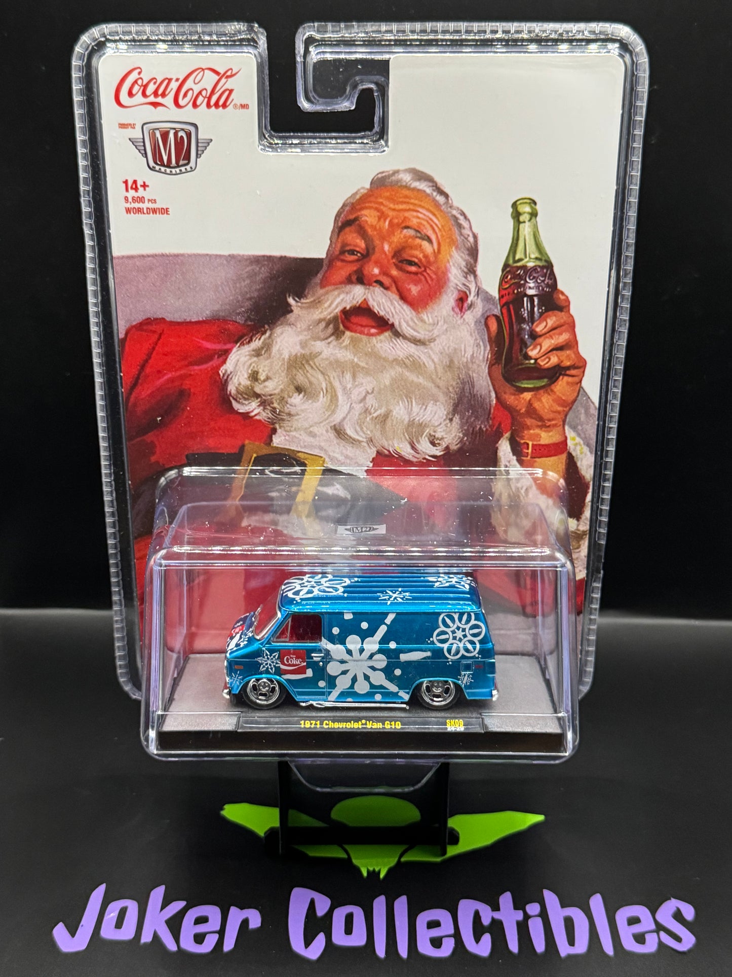 M2 Machines Coca-Cola Christmas Blue 1971 Chevrolet Van G10 SK09 24-29