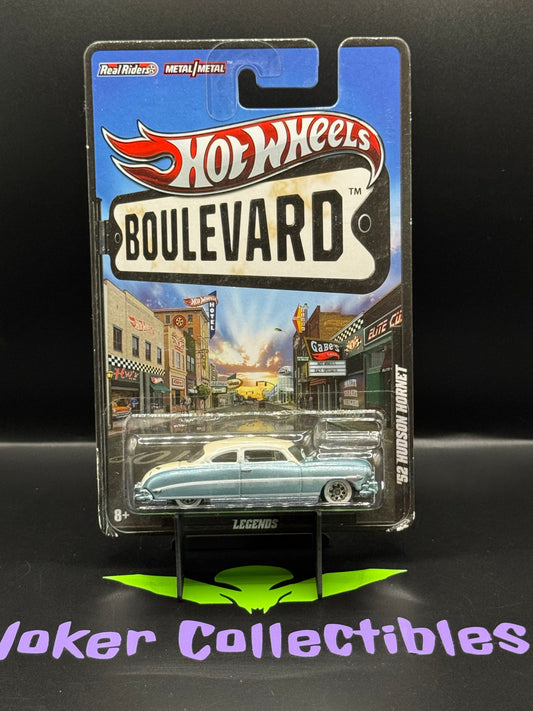 Hot Wheels Premium Boulevard Legends '52 Hudson Hornet w/ Protector