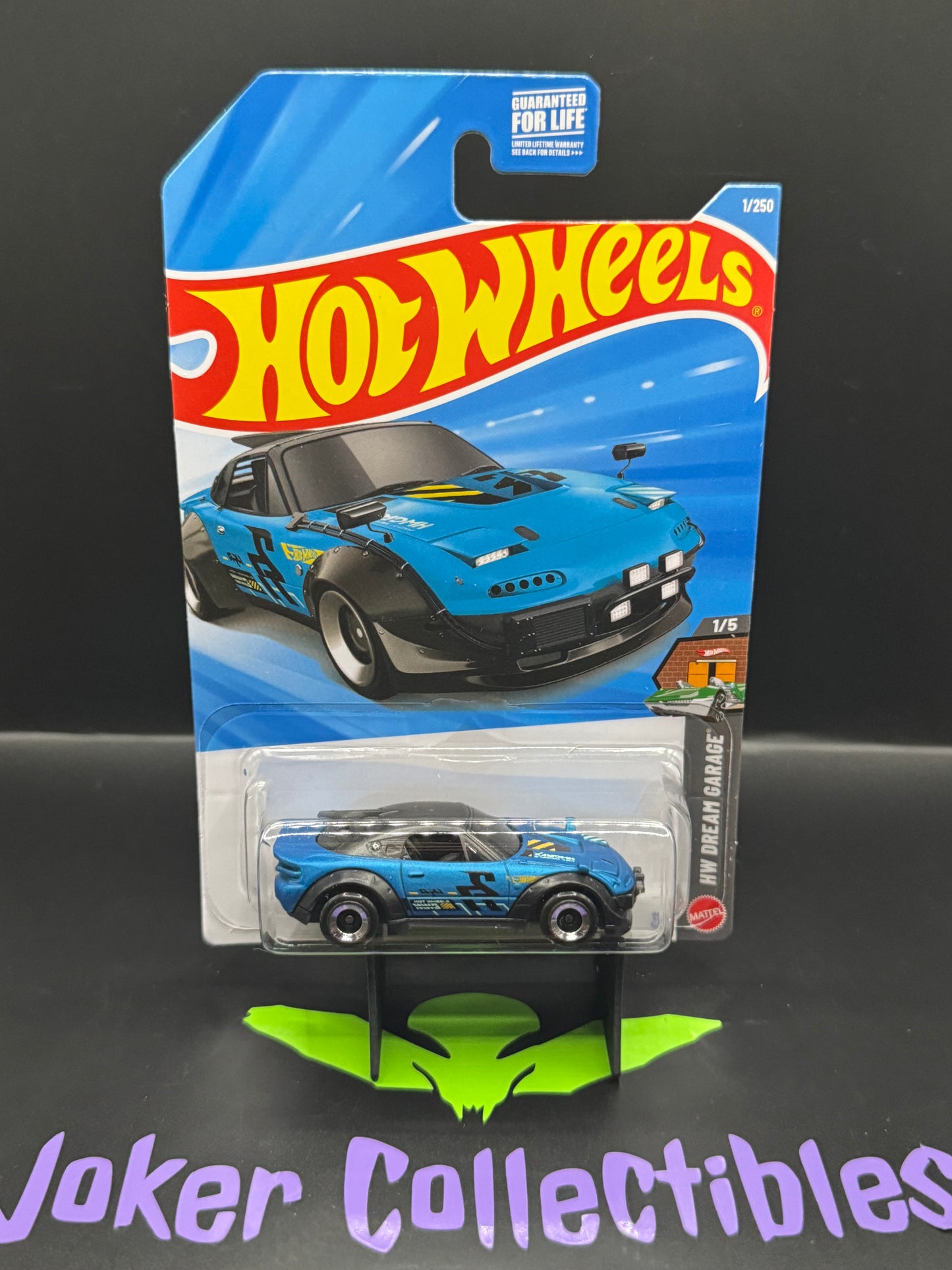 Hot Wheels 2026 Blue Mazda MX-5 Miata 1/250 HW Dream Garage 1/5 K Case