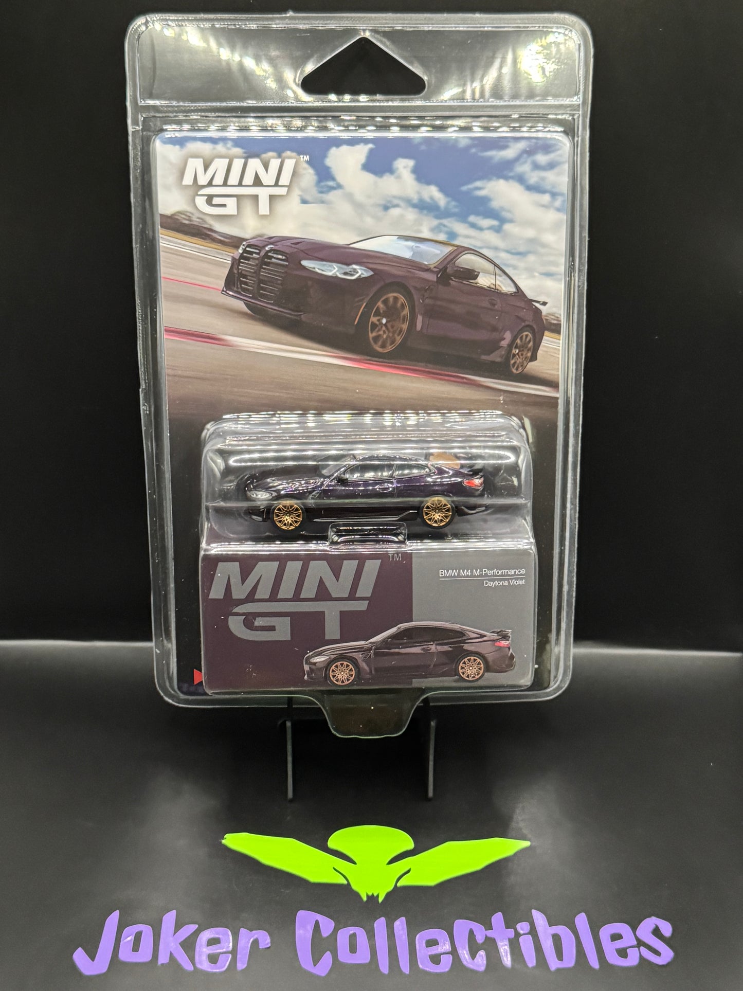 Mini GT #1112 BMW M4 M-Performance (G82) Daytona Violet