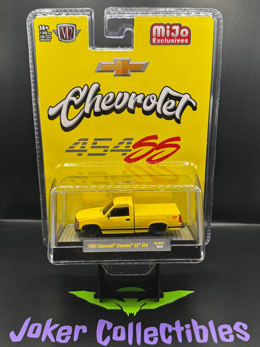 M2 Machines 1993 Chevrolet SS 454 Pickup Truck Yellow MJS81 25-12