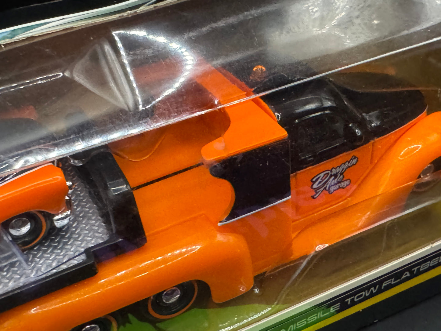 Maisto Design Elite Transport Missile Tow Flatbed & 1950 Mercury Orange & Black