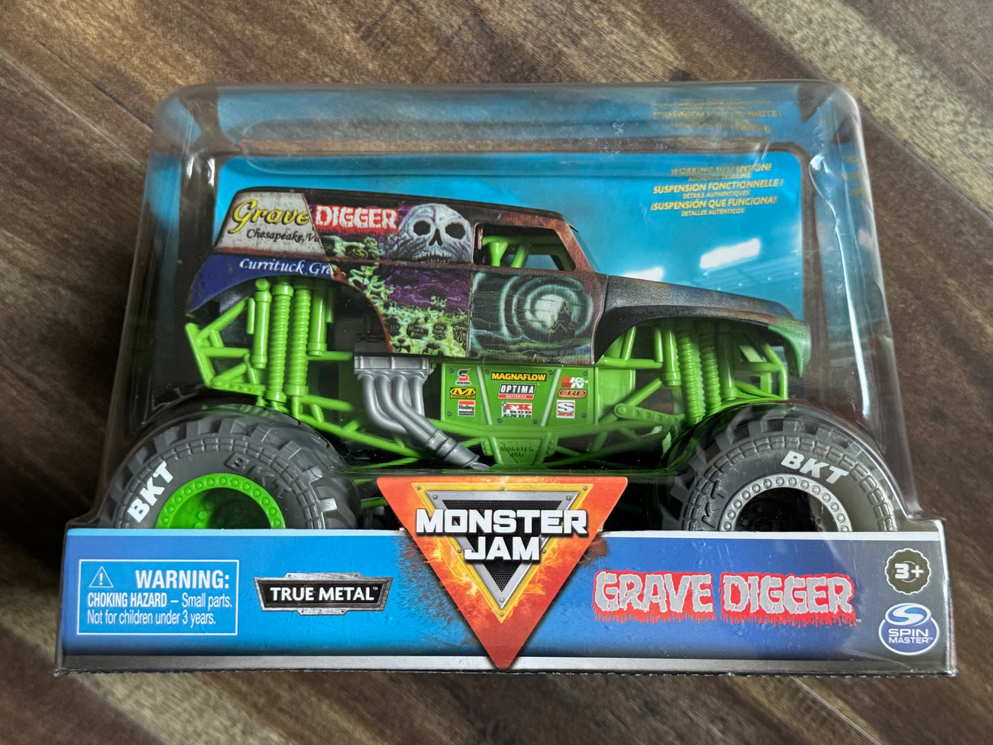 Spin Master Monster Jam 2021 1:24 Scale Grave Digger Wreckless Trucks