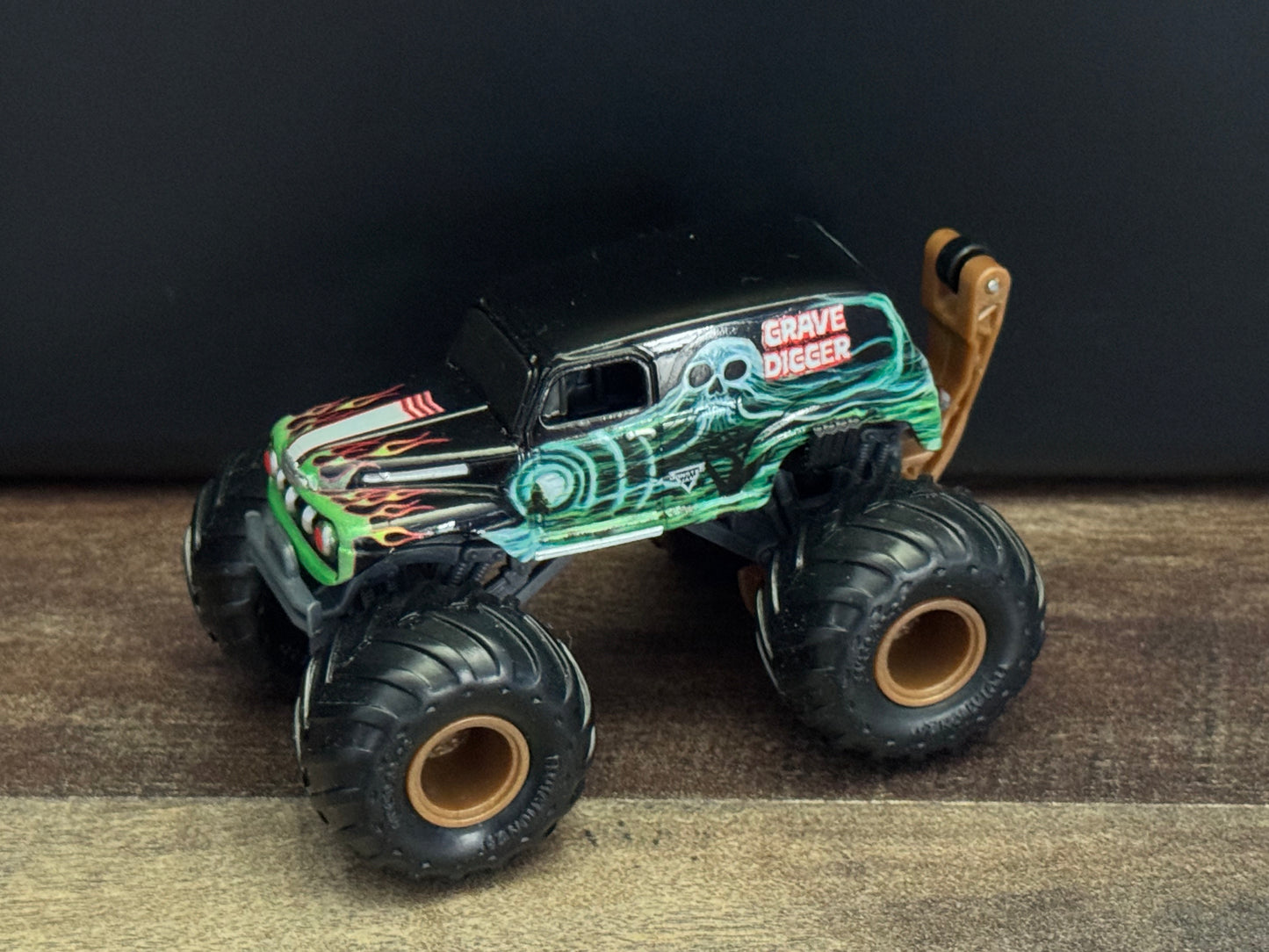 Spin Master Monster Jam 2021 Series 20 Grave Digger Grandma Retro Rebels New Blister Pull