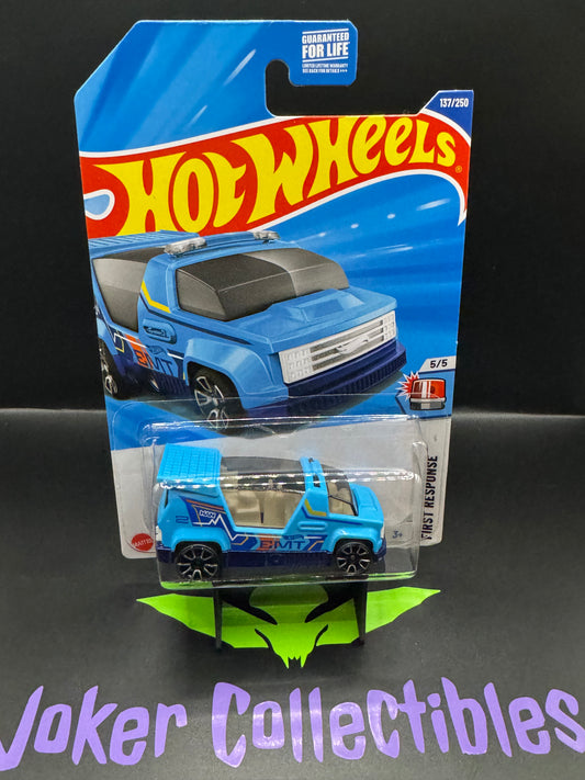 Hot Wheels 2025 Blue EMT Rapid Pulse 137/250 First Response 5/5 N Case