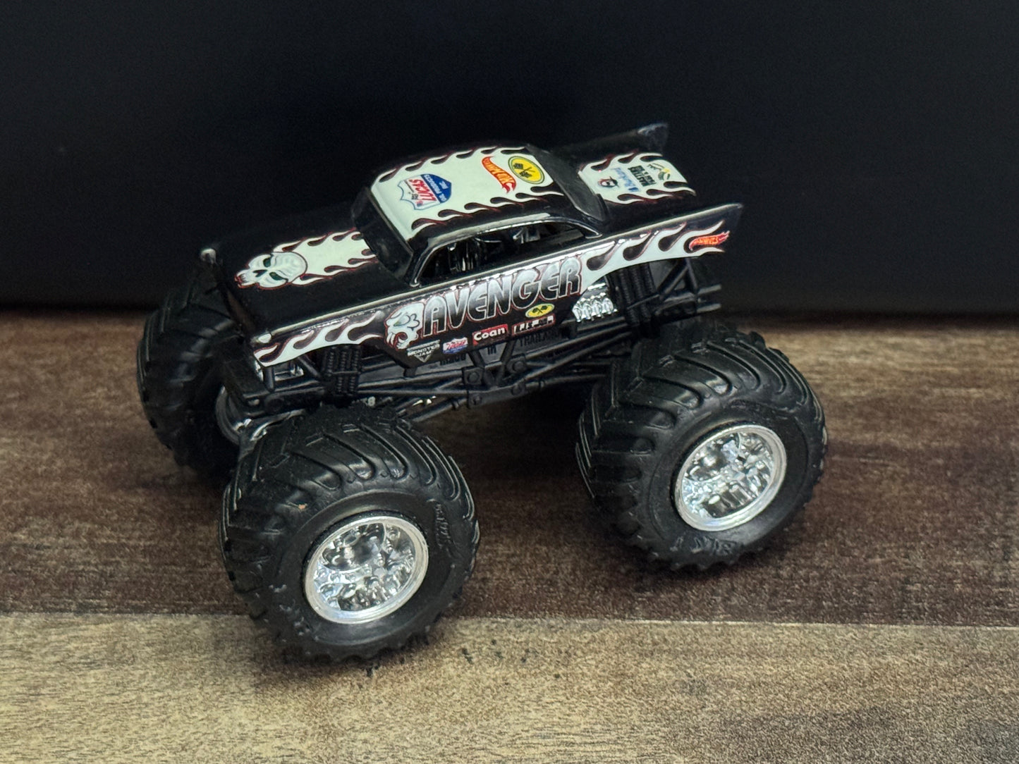Hot Wheels Monster Jam 2018 Smash Up Stadium V1 Target Exclusive Avenger Black New Blister Pull