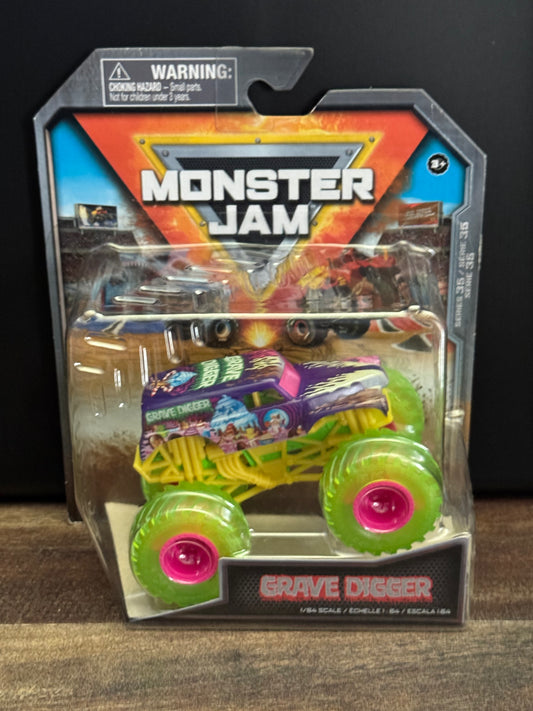 Spin Master Monster Jam 2024 Series 35 Grave Digger Street Treats